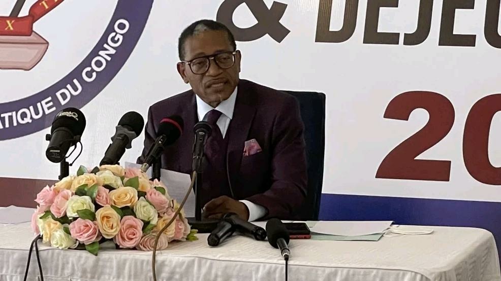 RDC: Communication et Médias, Jolino Makelele annonce la déconnexion dès ce mercredi des télévisions non en règle avec les taxes liées à la TNT