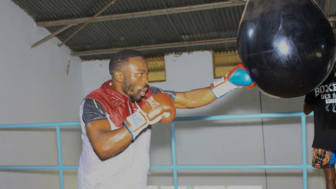 Boxe professionnelle: Derniers réglages de Muvud à Kolwezi avant son déplacement d’Afrique du Sud