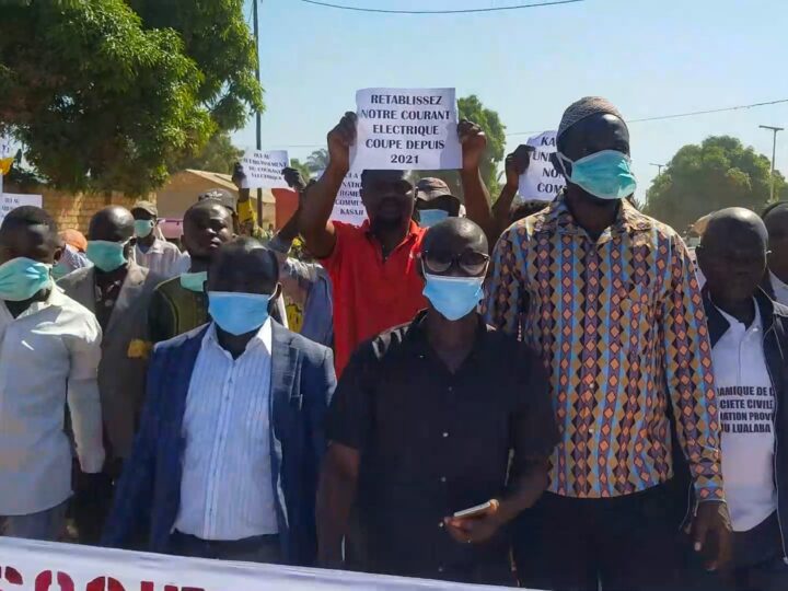 Lualaba: Les forces vives de Kasaji manifestent pour exiger le respect du statut de ville de leur entité