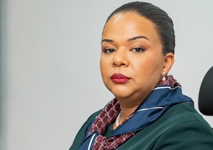 RDC : La ministre Thérèse Kayikwamba Wagner saisit la justice après une campagne de dénigrement en ligne