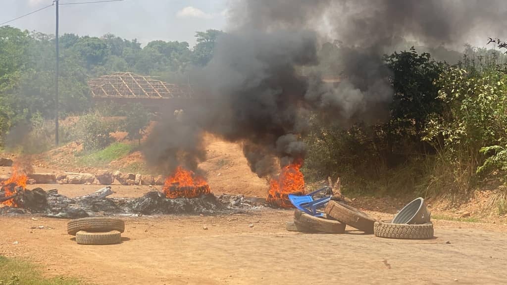 Lubumbashi : Des creusseurs en colère barricadent la route Kinsevere