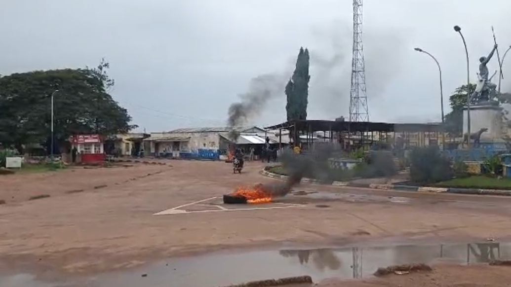 Haut-Lomami: La révolte de la population face à la motion qui vise le gouverneur