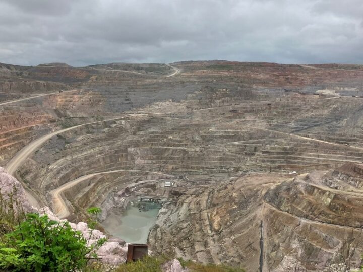 Lualaba : Le gouvernement central alerte sur une menace de contamination radioactive au site minier de KCC