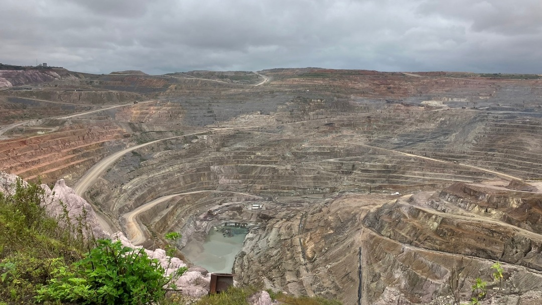 Lualaba : Le gouvernement central alerte sur une menace de contamination radioactive au site minier de KCC