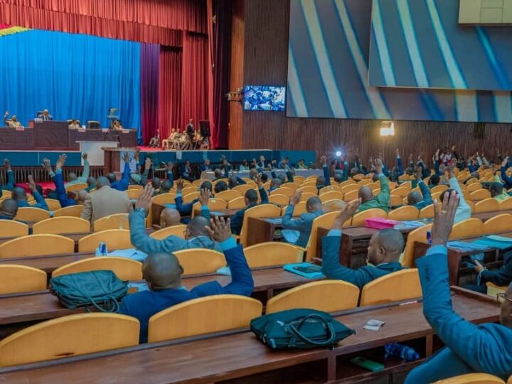 RDC : L’Assemblée nationale va examiner la motion de défiance contre Jacquemain Shabani ce 27 avril