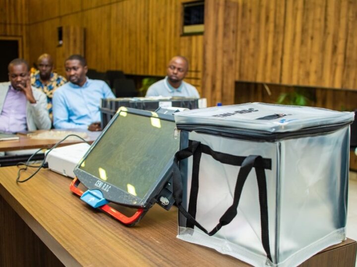 Élections 2028 en RDC : Entre blocages budgétaires et révision constitutionnelle, l’opposant Tshivuadi alerte sur une dérive dictatoriale