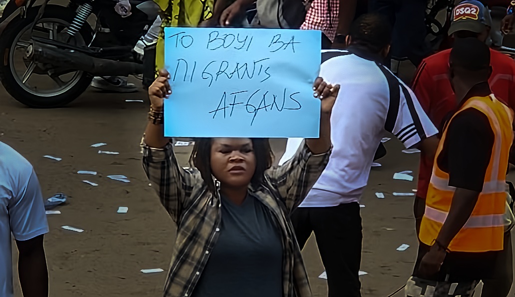 Accueil des migrants en RDC: « Le Congo n’est pas à vendre, ni une poubelle à louer » clame Sesanga