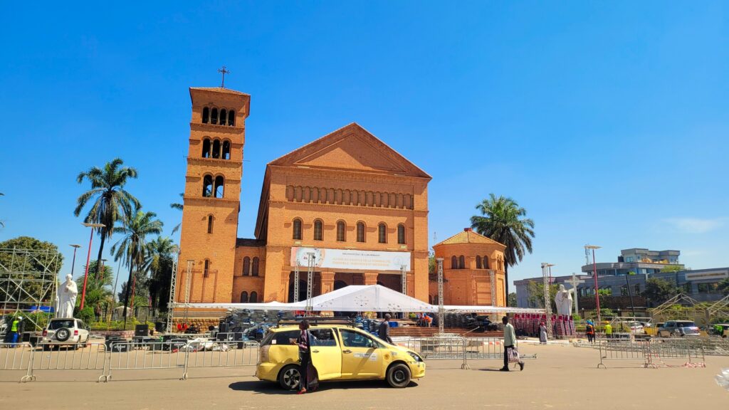 Église catholique : Lubumbashi se mobilise pour l&rsquo;ordination épiscopale de son nouvel évêque auxiliaire