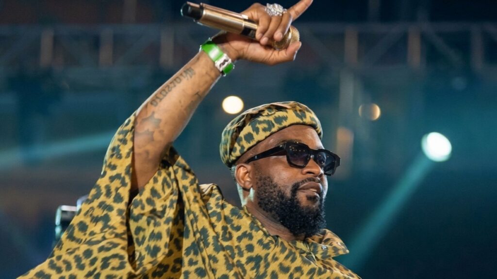 RDC : Félix Tshisekedi distingue Fally Ipupa pour son rayonnement culturel