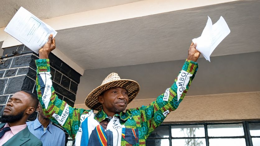 RDC : À Tshikapa, le maire déchire publiquement la Constitution et embrase le débat politique