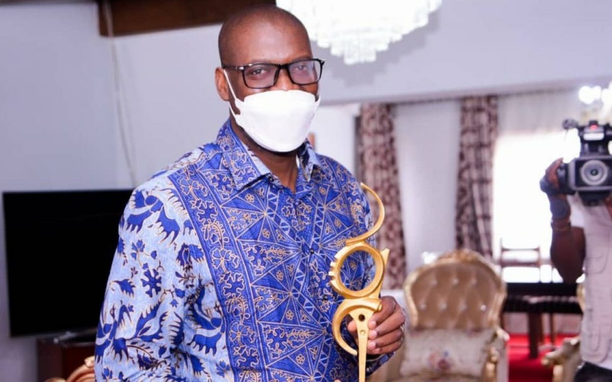 Lubumbashi : Culture, l&rsquo;humoriste Marco dédie son trophée à Jacques Kyabula