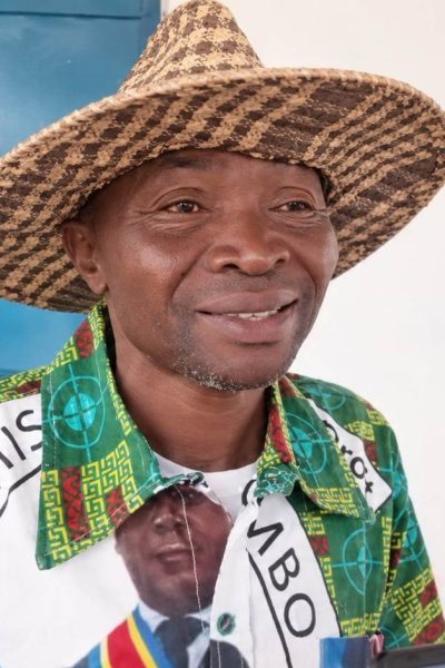 RDC : Le Maire de Tshikapa suspendu après avoir publiquement déchiré la Constitution